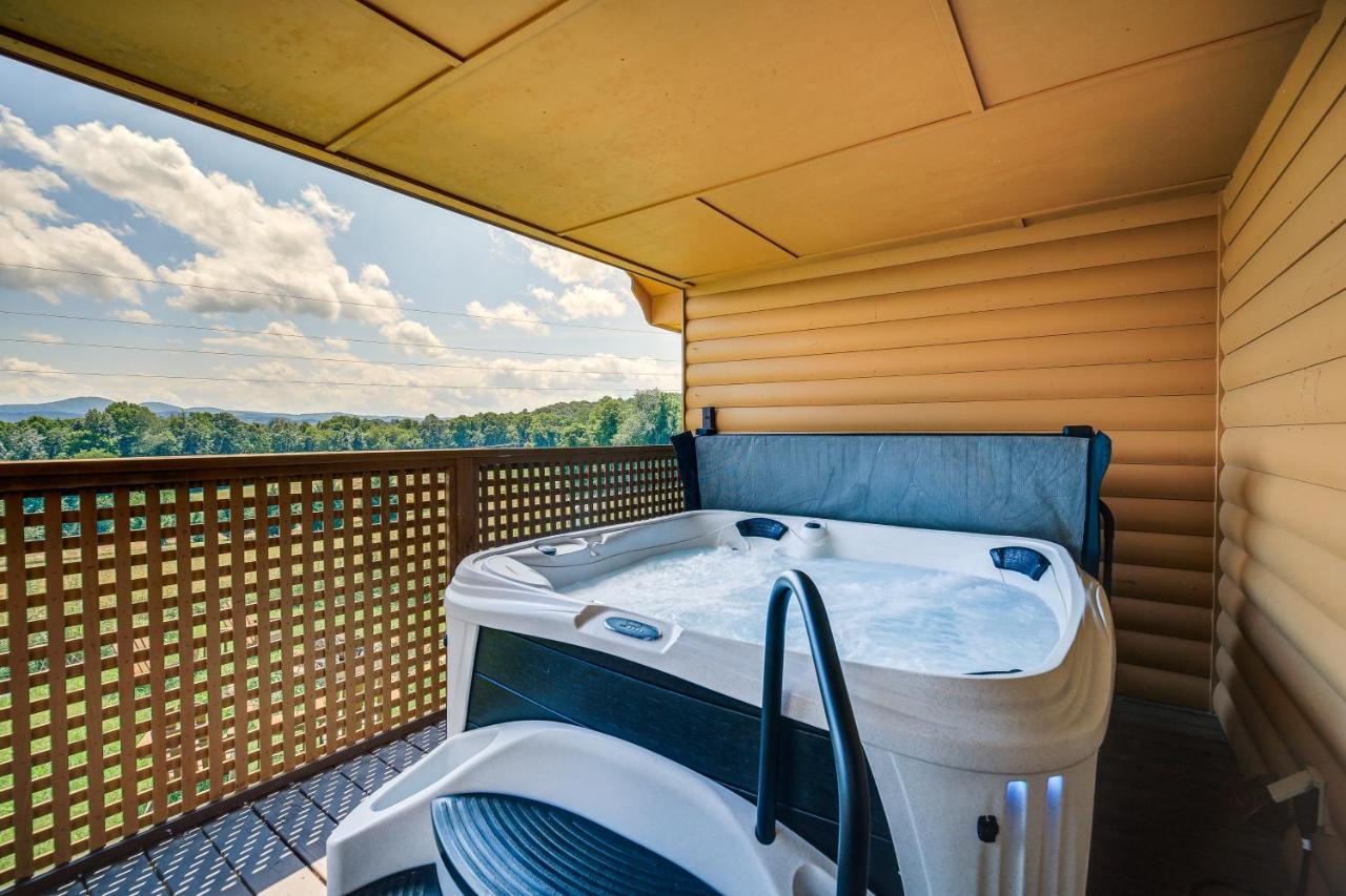 Blue Ridge Mountain Cabin With Views And Hot Tub Sparta Exterior foto