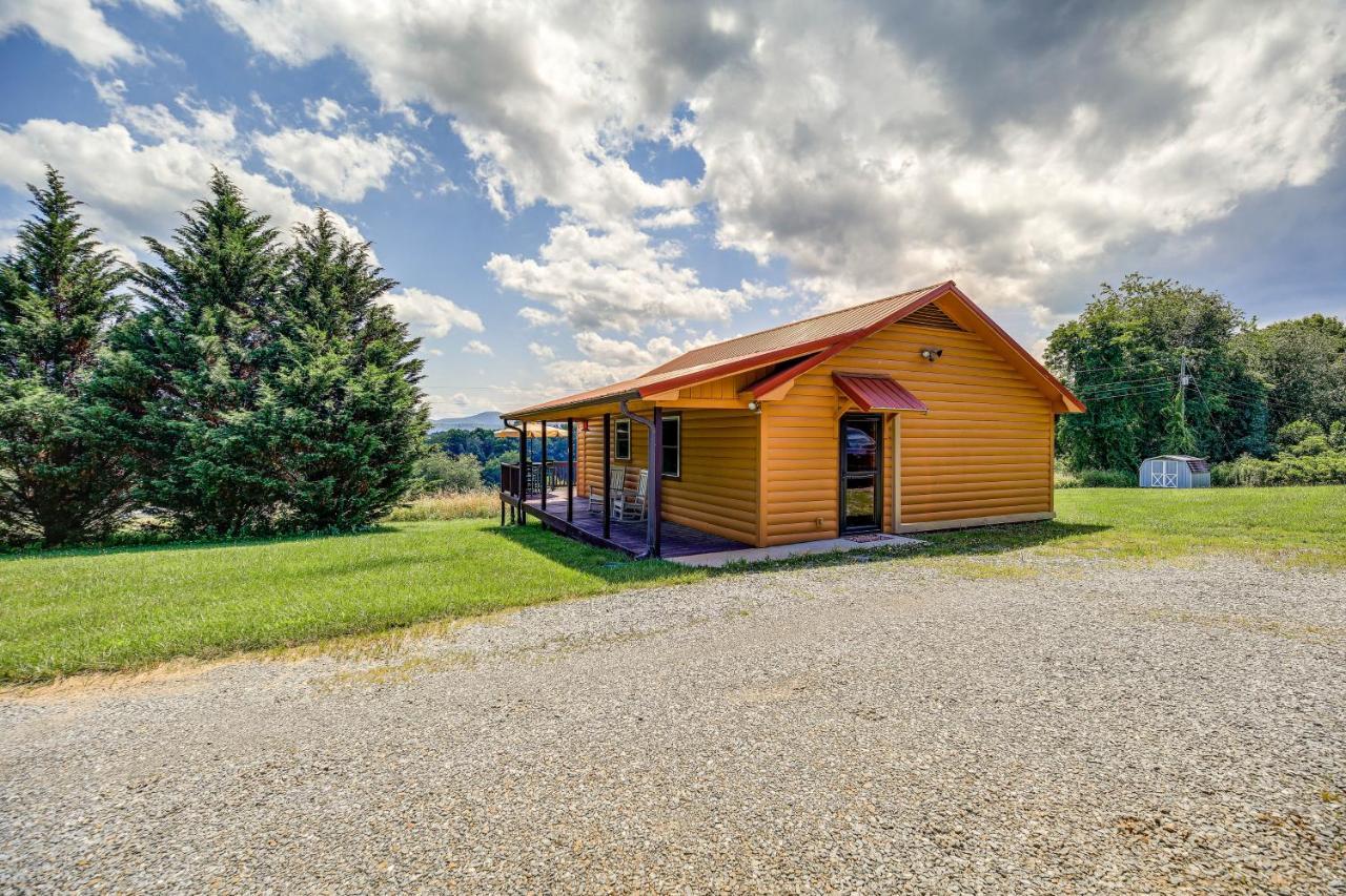 Blue Ridge Mountain Cabin With Views And Hot Tub Sparta Exterior foto