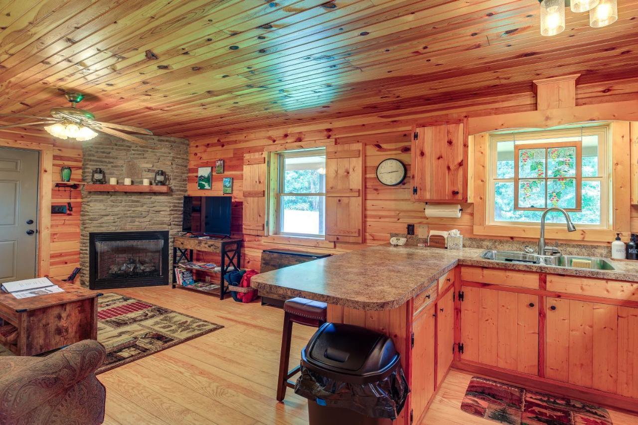 Blue Ridge Mountain Cabin With Views And Hot Tub Sparta Exterior foto