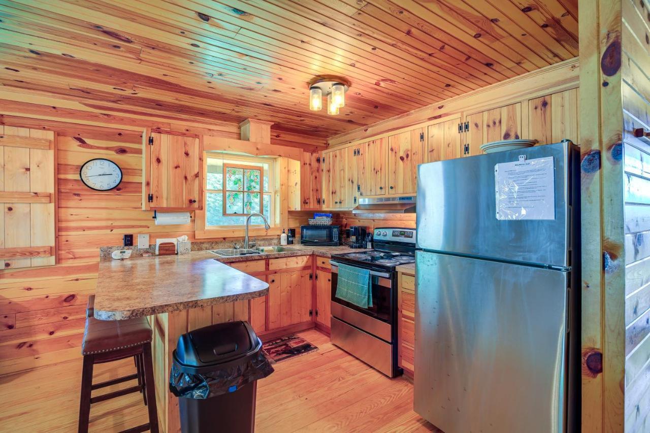 Blue Ridge Mountain Cabin With Views And Hot Tub Sparta Exterior foto