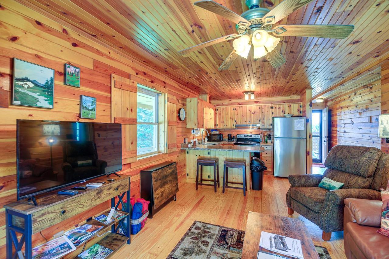 Blue Ridge Mountain Cabin With Views And Hot Tub Sparta Exterior foto